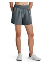 Short deportivo gris con cintura elástica y bolsillos laterales.