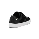 Championes Beira Rio acordonados, color blanco y beige, con detalles en marrón.