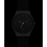 Reloj Skagen modelo Sundby con caja de titanio gris, esfera gris con indicador de fecha y correa de cuero marrón.