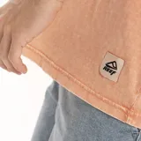 Remera de hombre Reef, corte oversize, color marrón con efecto gastado.