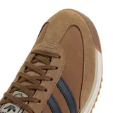 Championes Adidas SL 72 RS color marrón con detalles en azul marino y suela blanca.