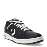 Championes Converse Weapon OX de cuero negro con detalles en blanco, cordones blancos y suela blanca.