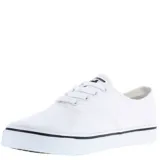 Championes urbanos de lona color azul marino, con cordones blancos y suela blanca con línea negra. Logo de la marca en el lateral.