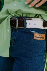 Cowhide Belt Chocolate Con Plateado