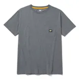 Remera negra de manga corta para hombre, con cuello redondo y bolsillo en el pecho con logo de la marca.