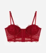 Soutien alargado confeccionado en encaje floral color rojo. Diseño estructurado estilo corset, con aro, breteles ajustables y cierre trasero con ganchos.