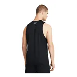 Musculosa deportiva Under Armour Tech Tank, color negro con logo blanco en el pecho.