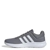 Championes Adidas modelo Lite Racer 4.0, color gris con tres franjas laterales blancas y entresuela Cloudfoam blanca. Presentan un diseño liviano con parte superior de malla textil y cordones grises.