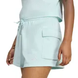 Short de mujer color verde menta, estilo cargo, con cintura elástica y cordón de ajuste. Presenta bolsillos laterales tipo parche y el logo de Adidas bordado en la parte inferior.