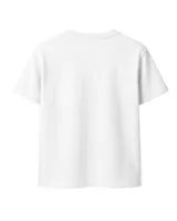 Remera blanca lisa de algodón con cuello redondo y mangas cortas.