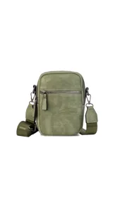Bandolera verde militar de tamaño pequeño, con correa ancha ajustable y cierre metálico principal.
