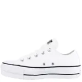 Championes Converse Chuck Taylor All Star Lift, de plataforma, color blanco con detalles en negro en la suela.