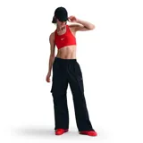 Pantalón de mujer Nike Sportswear negro, de corte ancho y tiro alto, con cintura elástica ajustable con cordón, bolsillos laterales y bolsillo cargo con logo bordado en la pierna izquierda.