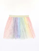 Falda corta de tul con cintura elástica dorada y diseño de arcoíris con estrellas doradas.