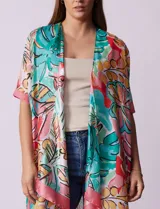 Kimono Barrington de satén con estampado floral multicolor y mangas cortas.