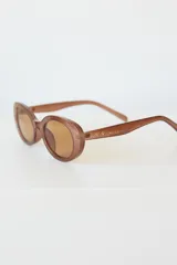 LIGHT BROWN