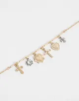 Pulsera dorada con cadena delgada y dijes colgantes: cruces, corazones y soles.