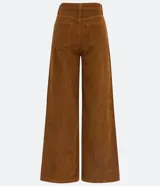 Pantalón pantalona acampanado color marrón de pana con bolsillos delanteros y traseros.