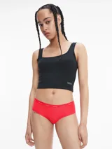 Bombacha hipster roja Calvin Klein con cintura elástica con logo de la marca y ribete de encaje.