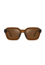 Lentes de sol Eco Shades modelo Romano, con montura cuadrada color marrón y lentes marrones. Fabricados con acetato biodegradable y lentes de PMMA reciclado.