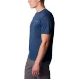 Remera deportiva Columbia Hike Crew color borgoña, de corte clásico y manga corta, con logo estampado en el pecho. Confeccionada en poliéster con tecnología Omni-Wick para absorción de la humedad y control de olores.