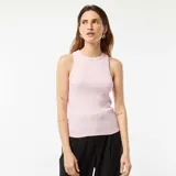 Camiseta sin mangas rosa de tejido de punto acanalado, con cuello redondo y sisas amplias.