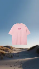 Remerón rosa con estampado de flor de hibisco en la espalda.