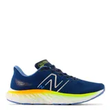 Championes de running New Balance, color azul marino con detalles en azul y plateado.