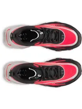 Championes de running Under Armour UA Halo Racer para hombre, color negro con detalles en rojo y blanco. Presentan tecnología HOVR+ para mayor amortiguación y retorno de energía, y suela de goma para mayor tracción.