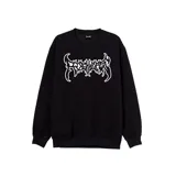 Buzo negro de algodón y poliéster con cuello redondo y puños y cintura acanalados. Estampado frontal con letras blancas de estilo gótico.