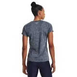 Remera deportiva Under Armour color rosa con cuello en V y logo estampado en el pecho. Confeccionada con tejido UA Tech que seca el sudor rápidamente.