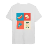 Remera blanca de manga corta con cuello redondo y un pequeño estampado de un pancho (hot dog) en el pecho.