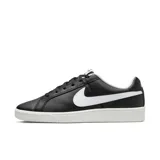 Championes urbanos Nike Court Royale, color negro con detalles en blanco, de cuero sintético.