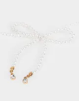 Gargantilla de perlas sintéticas con forma de moño y dijes colgantes de strass.