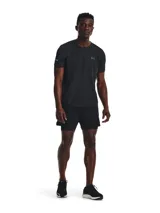 Remera deportiva gris jaspeado de corte clásico, con cuello redondo y mangas cortas. Confeccionada con tejido de punto transpirable y tecnología seamless para mayor comodidad.