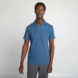 Remera azul de punto de piqué con cuello polo en V y mangas cortas.