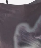 Vestido midi de tul con estampado floral abstracto, escote cuadrado y breteles finos ajustables.