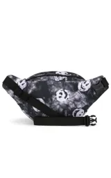 Riñonera JanSport Fifth Avenue negra con estampado de rayos blancos.