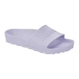 Sandalia Birkenstock modelo Barbados, fabricada en goma EVA color lila.