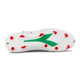 Championes de fútbol Diadora MD Force Pro, color blanco con detalles en verde y rojo.
