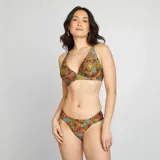 Braguita de bikini brasileña con estampado floral en tonos marrón, verde, azul y amarillo.