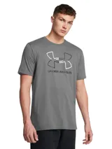 Remera gris de Under Armour con logo estampado en el pecho.