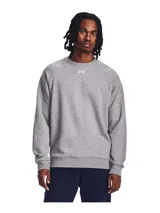 Buzo Under Armour Rival Fleece Crew gris con logo blanco en el pecho.