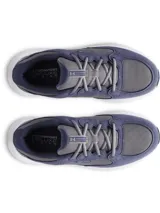 Championes de running Under Armour Charged Versurge, color azul con detalles en gris y suela blanca.