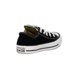 Championes Converse Chuck Taylor All Star Ox de lona negra con suela de goma blanca y cordones blancos.