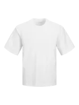 Camiseta blanca de manga corta con cuello redondo y corte holgado.
