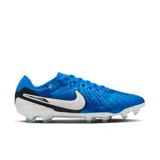 Championes de fútbol Nike Legend 10 Pro Fg, color azul con detalles en blanco y negro.