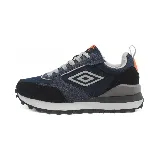 Championes urbanos Umbro modelo Venturi, color azul marino con detalles en negro, gris y naranja.
