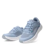 Championes de running Umbro Icon Lady, color gris claro con detalles en gris oscuro y celeste. Presentan el logo de la marca en el lateral y suela blanca con detalles en lila.