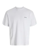 Remera blanca de manga corta y cuello redondo, con fit regular. Presenta un detalle minimalista en el frente con la inscripción "CORE dept." en verde y una estampa gráfica destacada en la espalda.